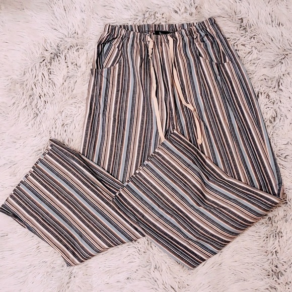 WIDE LEG striped pull on pants Size XS Excellent condition!! - Picture 2 of 6